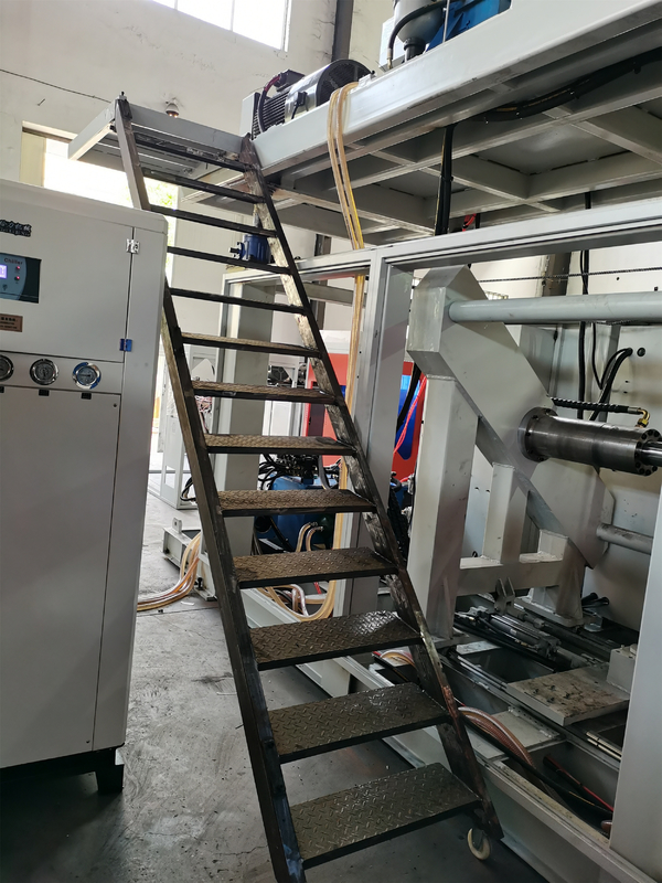 Plastic Trays 30L Fully Automatic PE Blow Moulding Machine 1 Head Accumulator Molding Machine