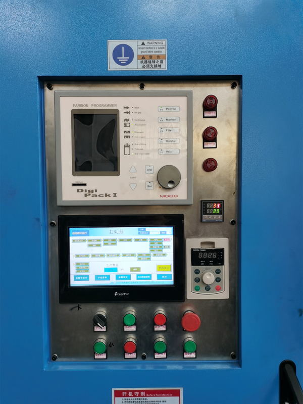 Accumulator Type Single Station 1 Die Head Plastic Blow Molding Machine For Plastic Ball